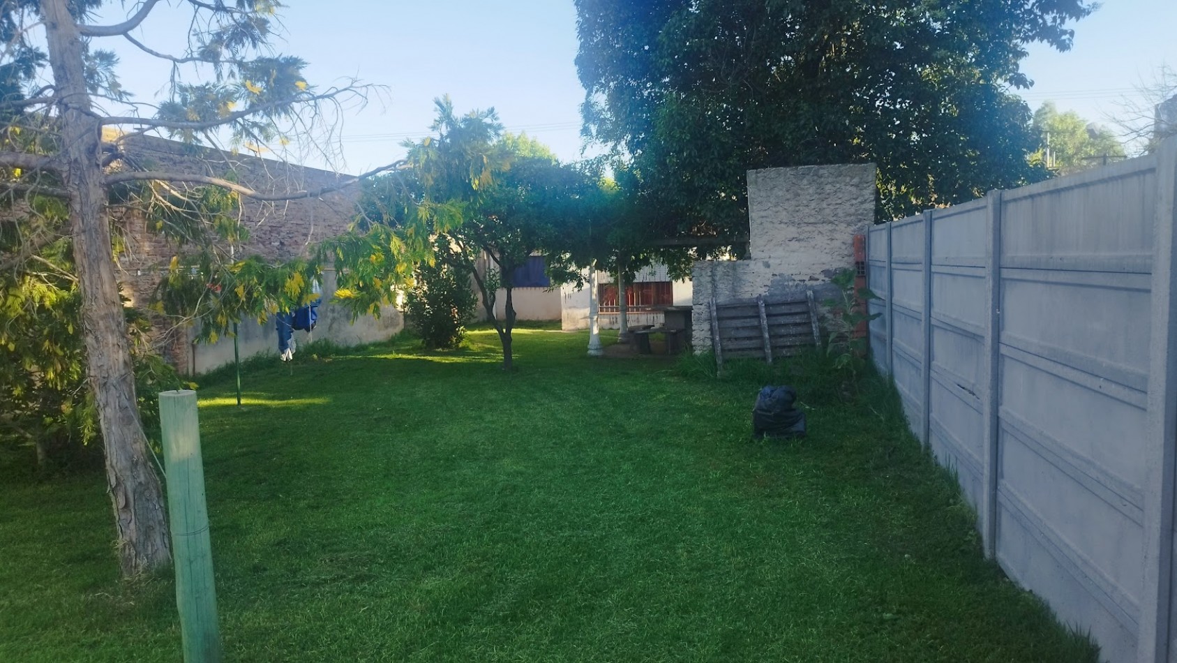 CASA 3 DORMITORIOS